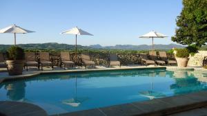 Gallery image of Hostellerie Le Beffroi in Vaison-la-Romaine