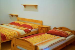 Katil atau katil-katil dalam bilik di Apartment Larion
