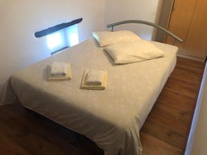 Posteľ alebo postele v izbe v ubytovaní Stancieta Ulrihi + 31 fotografií