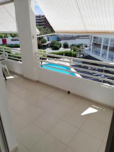 Bazén v ubytovaní Live Salou Apartment alebo v jeho blízkosti
