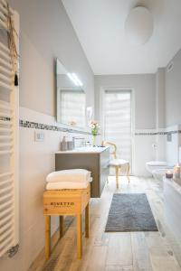 Rivetto Suites tesisinde bir banyo