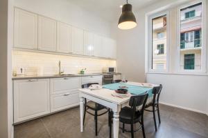 Kuchyň nebo kuchyňský kout v ubytování Apartment Mary