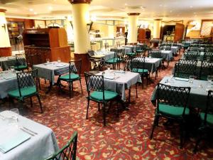 Restoran atau tempat lain untuk makan di Mercure Andorra