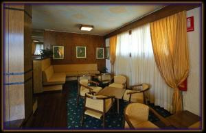 Gallery image of Hotel Des Alpes in Foppolo +9 photos