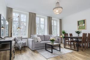Część wypoczynkowa w obiekcie Elite Apartments Świętego Ducha Prestige