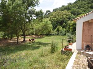 Photo de la galerie de l'établissement Quiet and cottage in the estate Casas da Cerca, à Troviscais