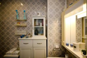 Koupelna v ubytování Suitur apartamento frente a la playa fuengirola + 27 fotografií
