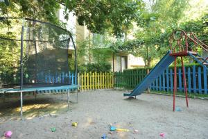 
Детска площадка в Family Hotel Edia-Sandanski
