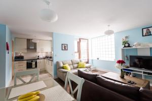 Gallery image of Spacious 2-Bedroom Apartment near O'Connell St in Dublin