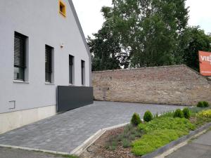Budova, v ktorej sa apartmán nachádza