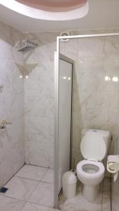 Een badkamer bij Le ZaNaLi Hotel