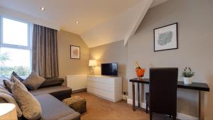 Gallery image of Cheshire Hospitality Ltd Trading As Lennox Lea Studios and Apartments in Sale