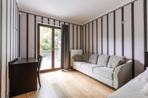 Istumisnurk majutusasutuses Hotel Mandát