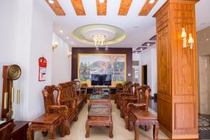Posezení v ubytování Phu Tho Da Lat Hotel