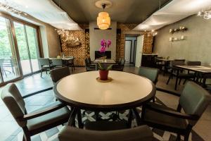 Istumisnurk majutusasutuses Hotel Mandát