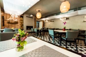 Istumisnurk majutusasutuses Hotel Mandát