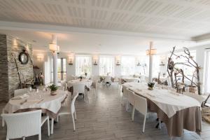 En restaurant eller et andet spisested på Villa Lussana