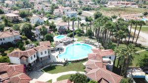 Bazén v ubytování Osmanli Hani Apart Hotel nebo v jeho okolí