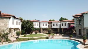 Bazén v ubytování Osmanli Hani Apart Hotel nebo v jeho okolí