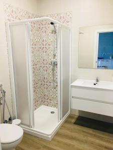 A bathroom at AT SAN MIGUEL o