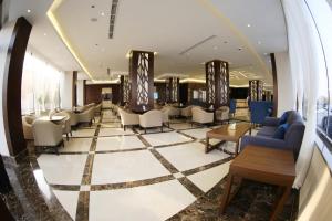 Posezení v ubytování SAS Al Olaya Hotel Suites + 37 fotografií