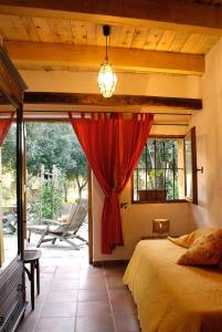 Postel nebo postele na pokoji v ubytování Casa-Albina-Corsica