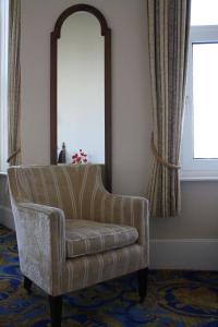 A seating area at 17 Wilmington Square 