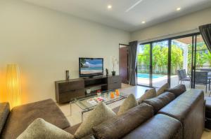 Gallery image of West facing 3br Boutique Pool Villa by Intira Villas in Rawai Beach