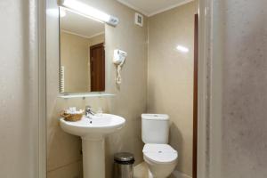 Photo de la galerie de l'établissement Casa Danielescu, à Târgu Jiu 20 autres photos