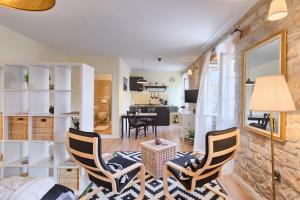 Luxury Apartment Fabris的厨房或小厨房