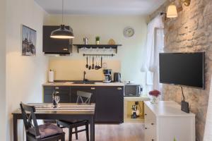 Luxury Apartment Fabris的厨房或小厨房