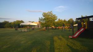 Gallery image of Ktima Holoway Apartments in Therma