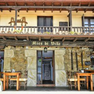 Fasada ili ulaz u objekat Mies de Villa
