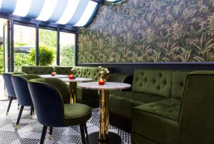 The Academy - Small Luxury Hotels of the World的休息区