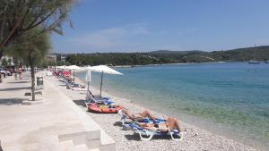 Afbeelding uit fotogalerij van Apartment Tea in Primošten