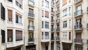 The building in which Az apartmant is located