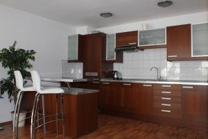 Dapur atau dapur kecil di Nice apartment in Old Town +12 gambar