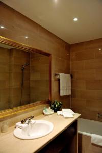 Een badkamer bij Hotel Kasteel Solhof