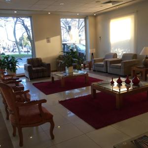 Posezení v ubytování Hotel Diego De Almagro Talca