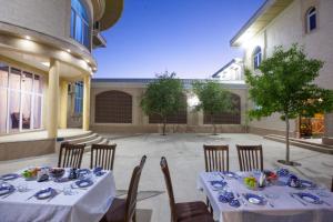 Εστιατόριο ή άλλο μέρος για φαγητό στο Hotel RAYHON BOUTIQUE