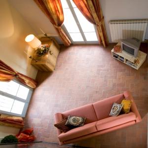 A seating area at Rimaggiori Country Home & Restaurant