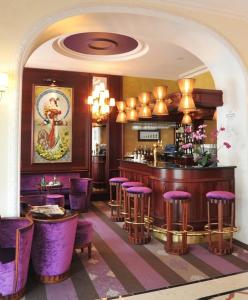 Ο χώρος του lounge ή του μπαρ στο Hôtel Princesse Flore