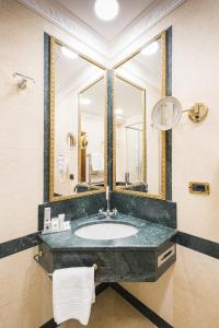 Koupelna v ubytování Phi Hotel Principe