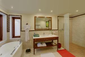 Bagno di Mayfair Lagoon