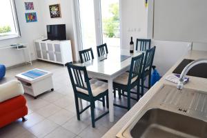 TV a/nebo společenská místnost v ubytování Apartment Viska