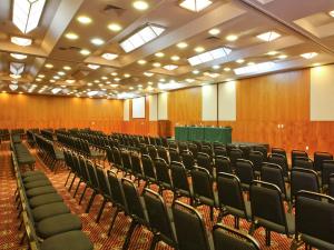 Área de negócios e/ou sala de conferências em Mercure Belo Horizonte Lourdes