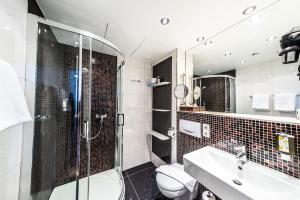 Koupelna v ubytování Mauritius Hotel & Therme