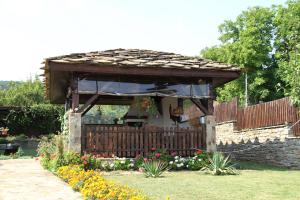 Kép Luxury Monevski Guest House szállásáról Kormjanszkóban a galériában