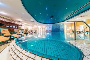 Bazén v ubytování Mauritius Hotel & Therme nebo v jeho okolí
