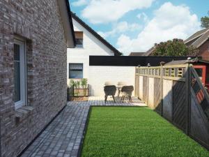 Ein Garten an der Unterkunft Ferienhaus Merzijana